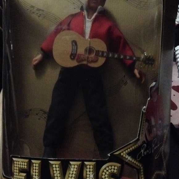 Elvis is at Poshmark! Very Collectible.Great price - Picture 3 of 8